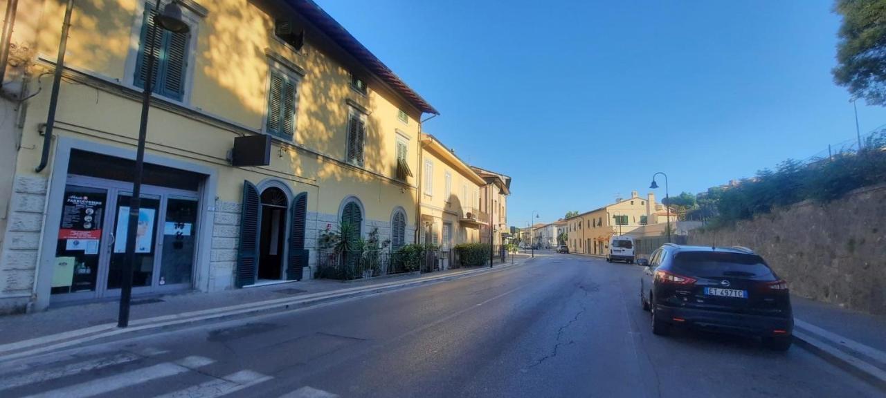 Borgo Nuovo Housing Hotell Fucecchio Exteriör bild